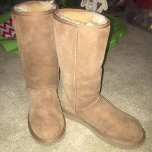 UGG Classic Tall Chestnut